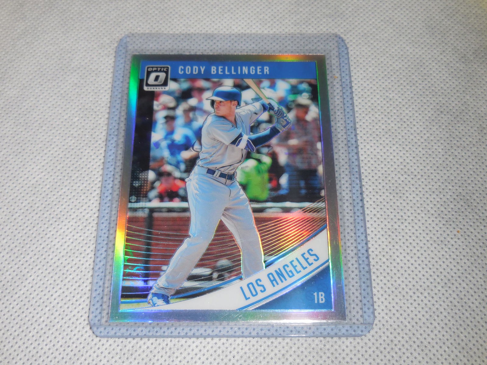 2018 DONRUSS OPTIC CODY BELLINGER HOLO SILVER PRIZM (1 of 2)