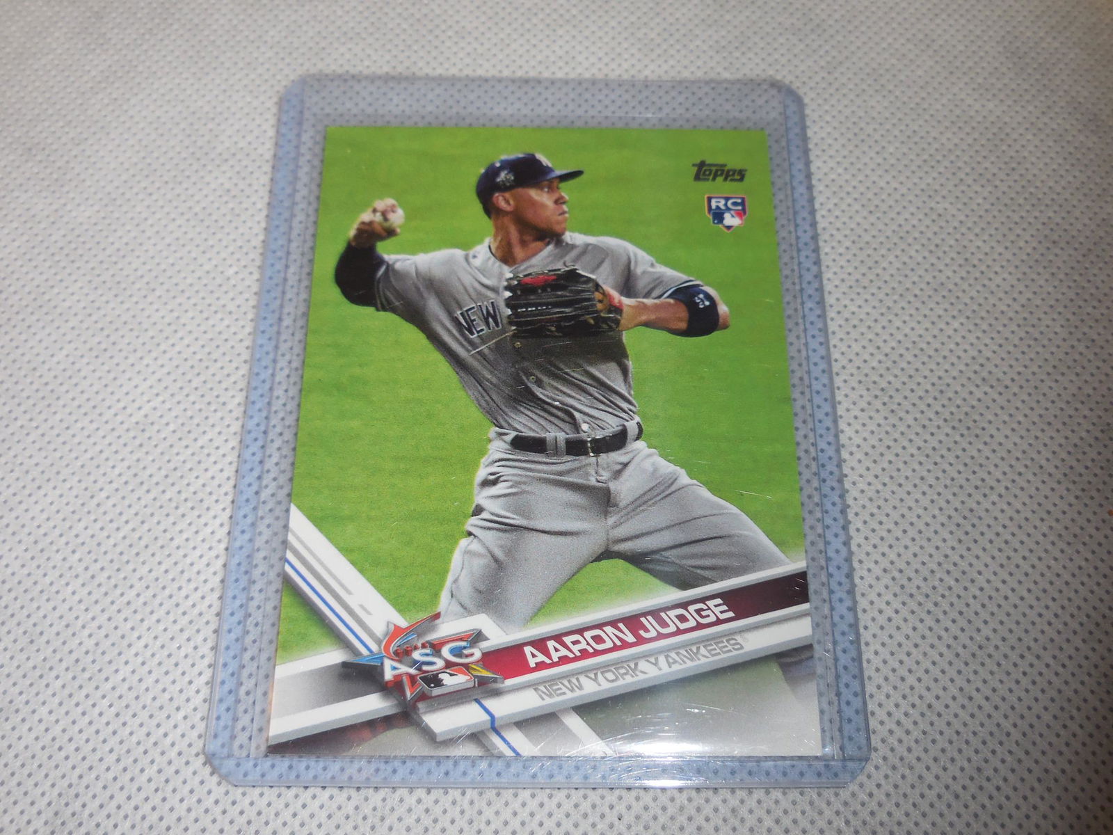 2017 TOPPS UPDATE AARON JUDGE ASG ROOKIE CARD (1 of 2)