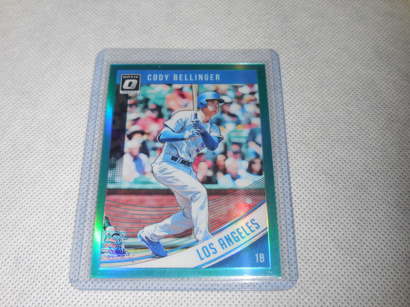 2018 DONRUSS OPTIC CODY BELLINGER PRIZM #'D 221/299 (1 of 2)