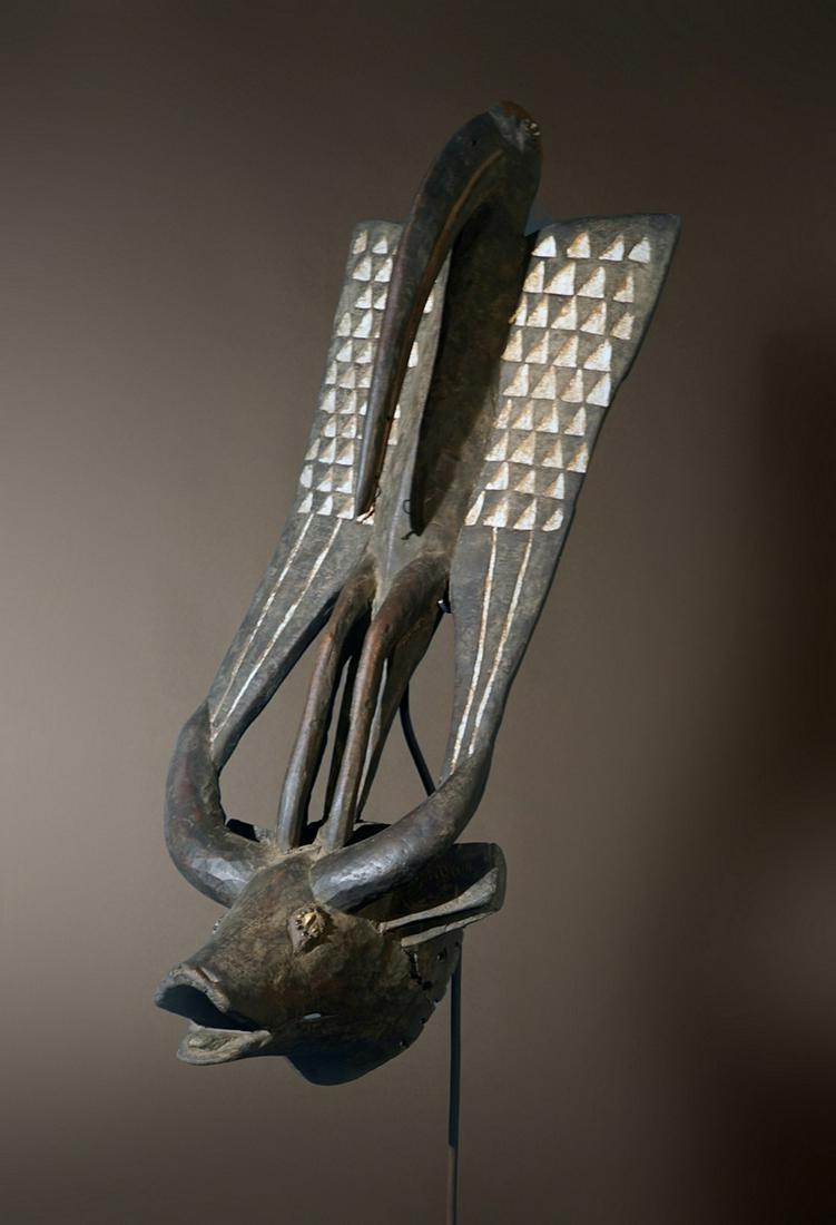 A large Bobo mask (1 of 13)