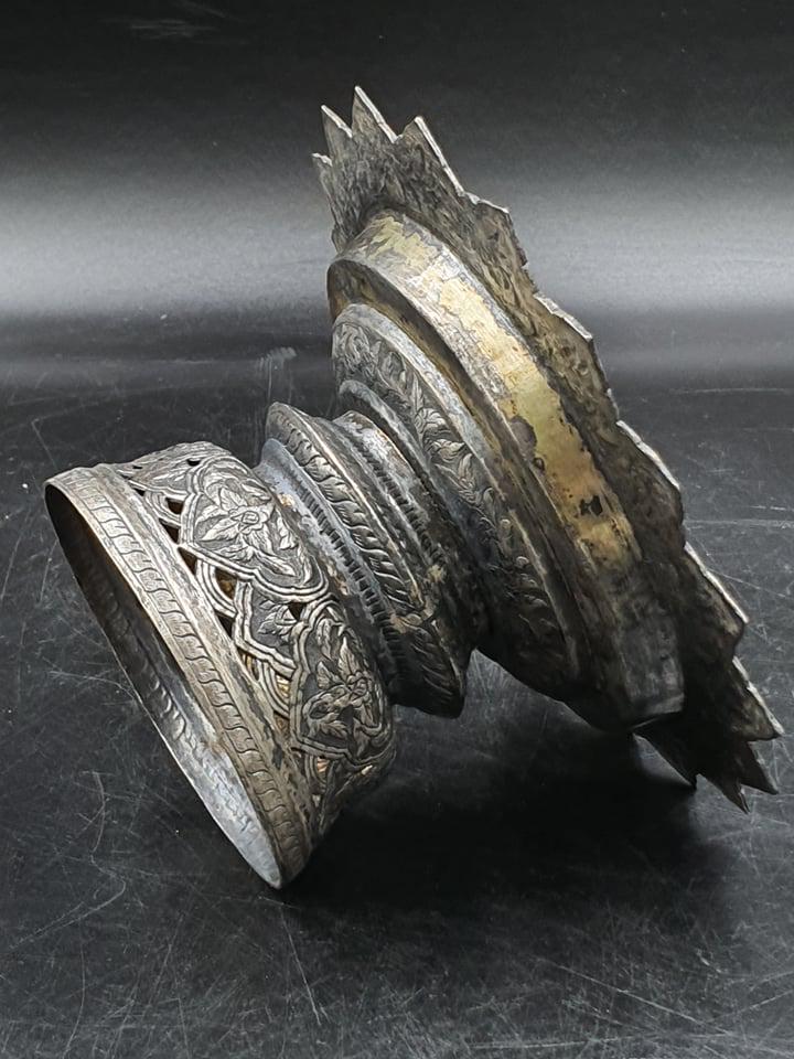 Silver stem dish (1 of 10)