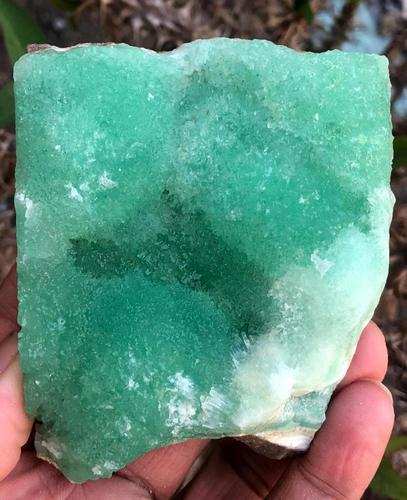 331 Grams Beautiful Aragonite Specimen (1 of 6)