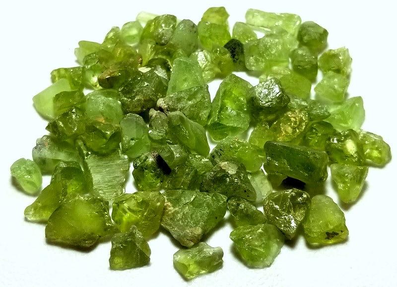 100 gram lovely peridot Rough crystal from kohistan (1 of 7)