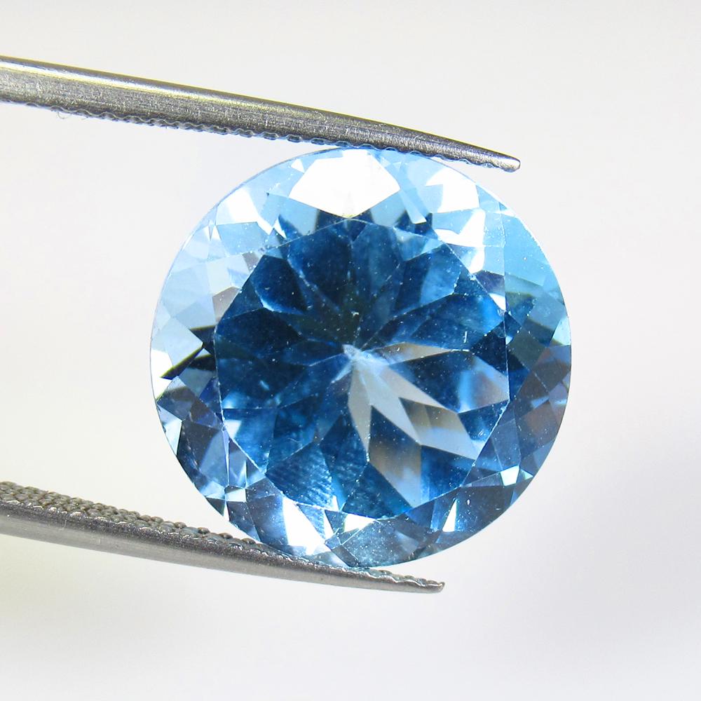 15.74 Ct Natural White Topaz Round Cut (1 of 2)