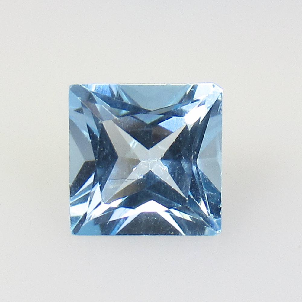 2.43 Ct Natural Blue Topaz Princess Cut: No Reserve! Title: 2.43 Ct Natural Blue Topaz Princess Cut Stone Clarity: VVS Gemstone: Natural Blue Topaz Carat Weight: 2.43 Size/Dimensions: 7.70 x 7.60 x 4.80 mm Additional Information: Excellent P