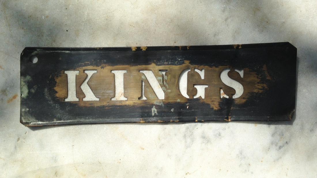 19thc Apple Orchard Brass Stencil "kings " (1 of 3)