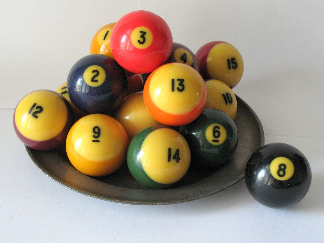 Vintage Set Of Billiard Balls (1 of 1)