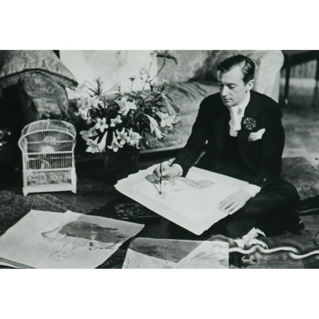 ALFRED EISENSTAEDT - Cecil Beaton: Artist: ALFRED EISENSTAEDT Print Title: Cecil Beaton A photographer and designer, sketching fashion in is early thirty. Medium: Sheet-fed Gravure Printing Date: 1970's Printed in Japan Image Size appr