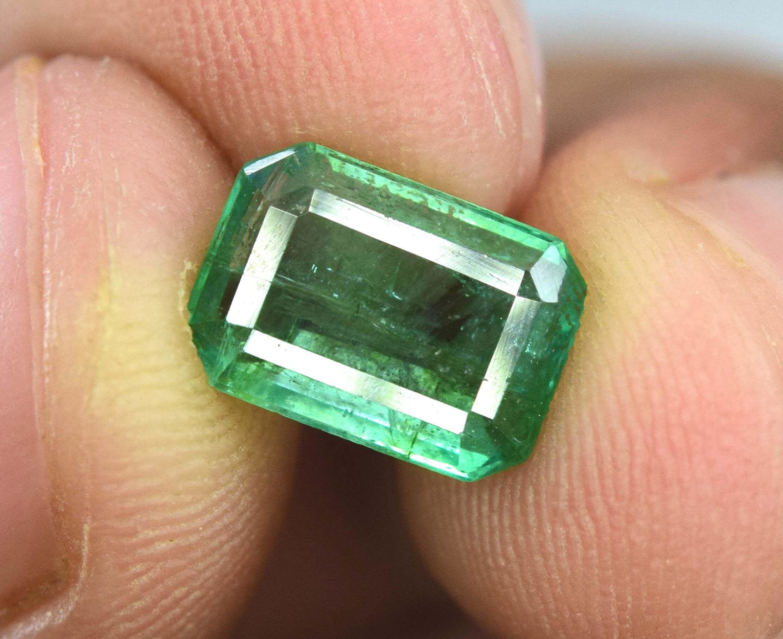 Natural Emerald Loose Gemstone From Zambia - 2.15 (1 of 9)