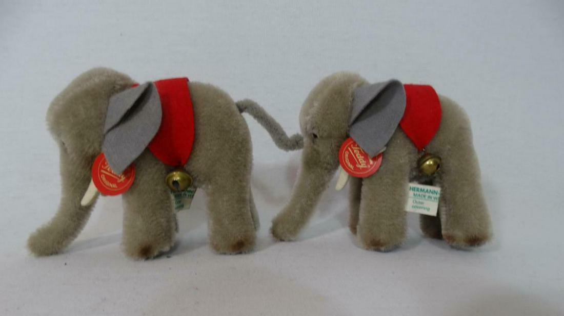 TWO HERMANN FULLY TAGGED ELEPHANT RED PAPER MADE IN: TWO HERMANN FULLY TAGGED ELEPHANT RED PAPER MADE IN WEST GERMANY 20CM 8 INCHES TWO HERMANN FULLY TAGGED ELEPHANT RED PAPER MADE IN WEST GERMANY 20CM 8 INCHES Description TWO HERMANN ELEPHANT ORIGINAL
