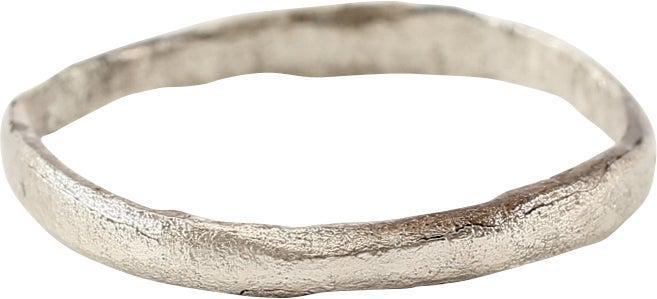 VIKING WOMAN'S WEDDING RING, 850-1050 AD SZ 8 3/4 (1 of 3)