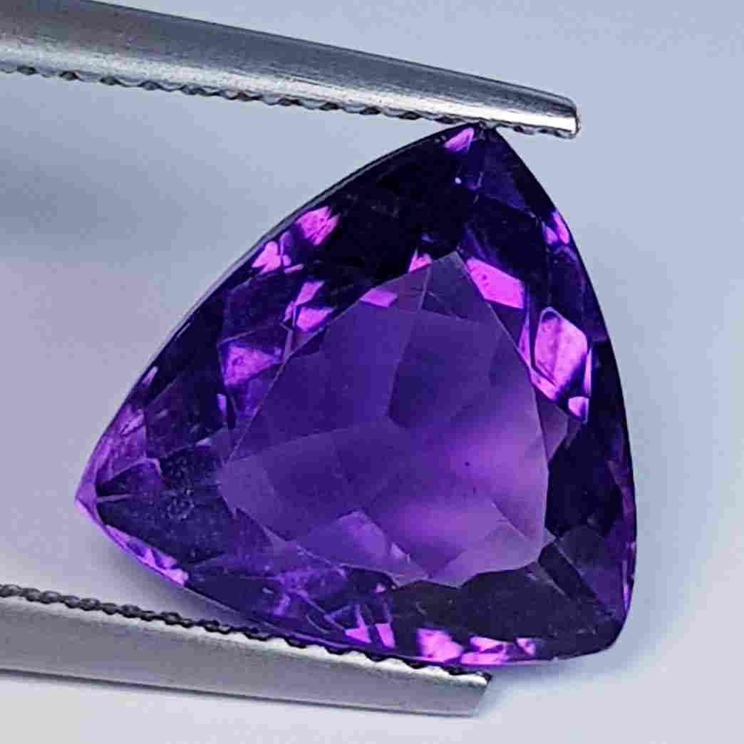 Nathural Amethyst Triangle Cut 4.87 Ct (1 of 5)