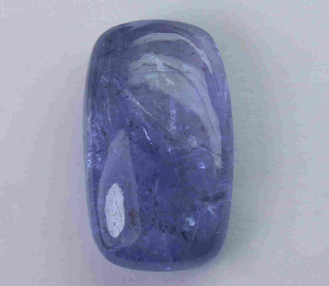 10.25 Cts Natural Tanzanite: No Reserve! Title: 10.25 Cts Natural Tanzanite Additional Information: Gemstone : Natural Tanzanite Origin : Tanzania Weight : 10.25 carats Dimensions : 17.2x10.05x5.91 mm Shape : Ractangular Cushen C