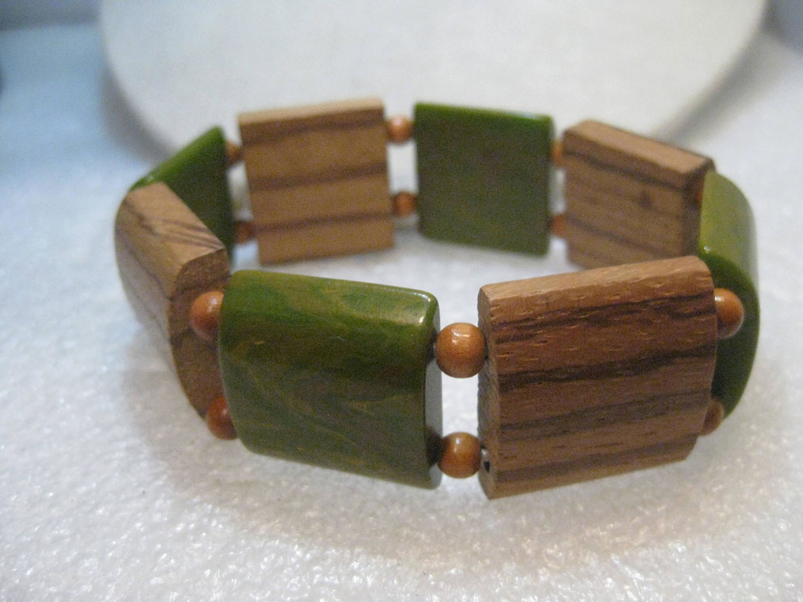 Vintage Green Bakelite & Teak Bracelet, End-of-Day (1 of 6)