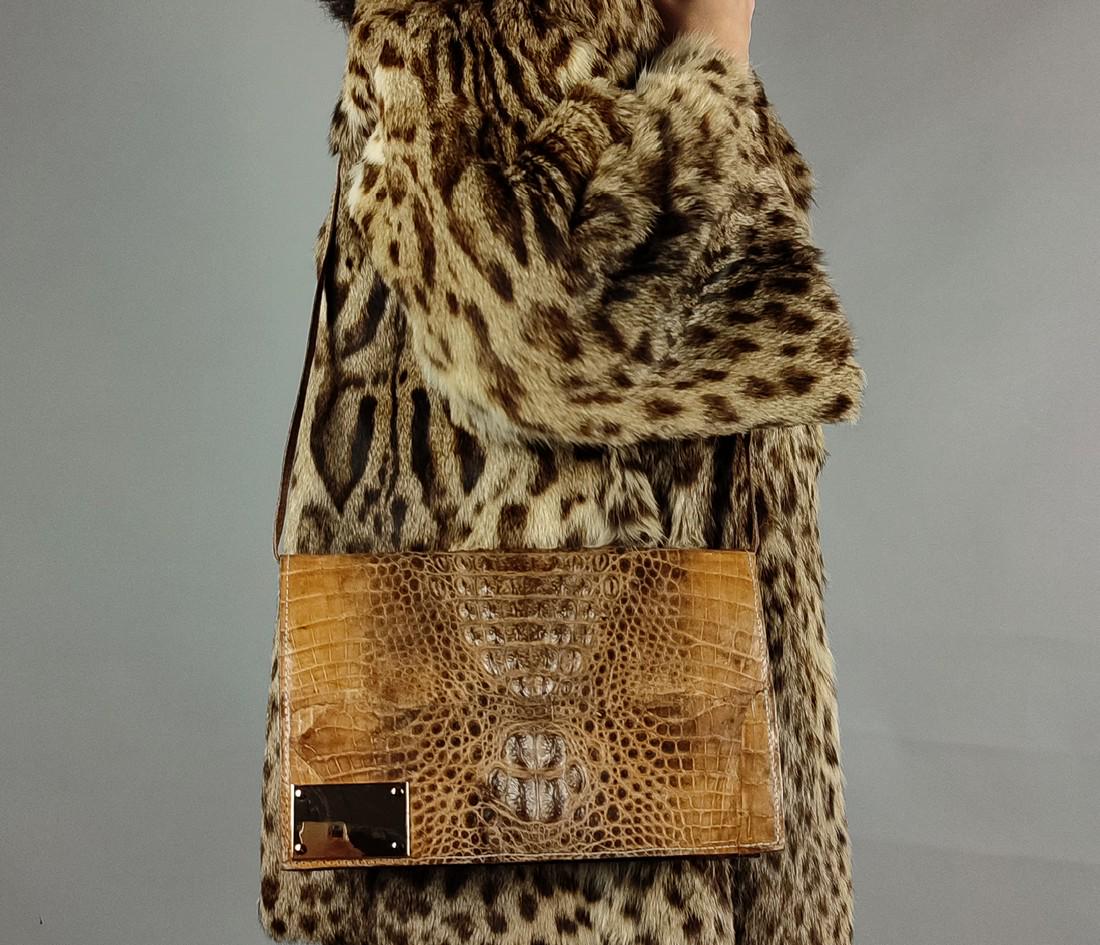 VINTAGE CROCODILE SKIN BAG (1 of 7)
