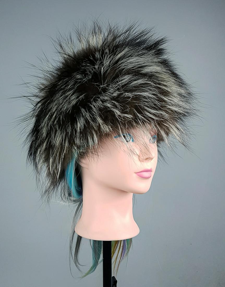 GREY FOX FUR HAT (1 of 4)