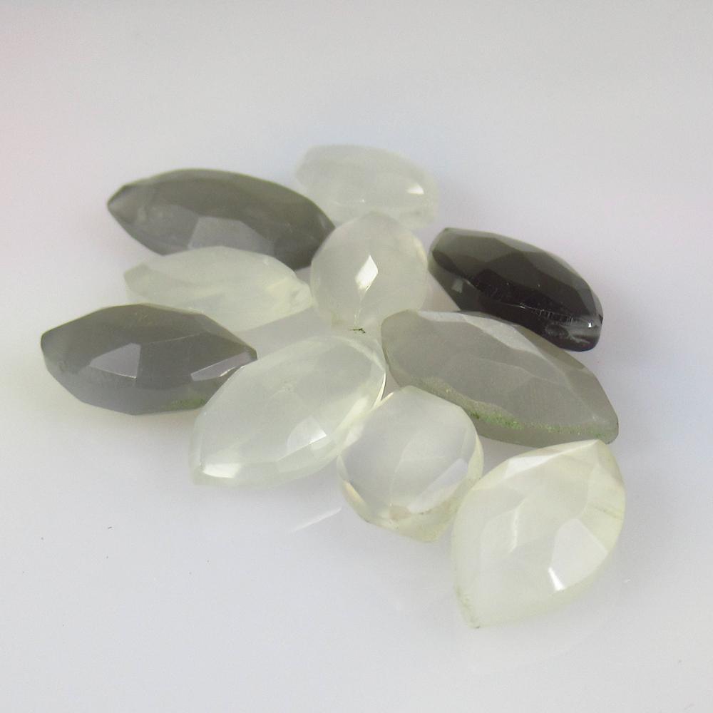 26.00 Ctw Natural 10 Drilled Moonstone Marquise Beads: No Reserve! Title: 26.00 Ctw Natural 10 Drilled Moonstone Marquise Beads Stone Clarity: Semi-Transparent Gemstones: Moonstone Beads Carat Weights: 26 Size/Dimensions: 10.0x7.5 - 16.0x8.3 mm / 10 PC's