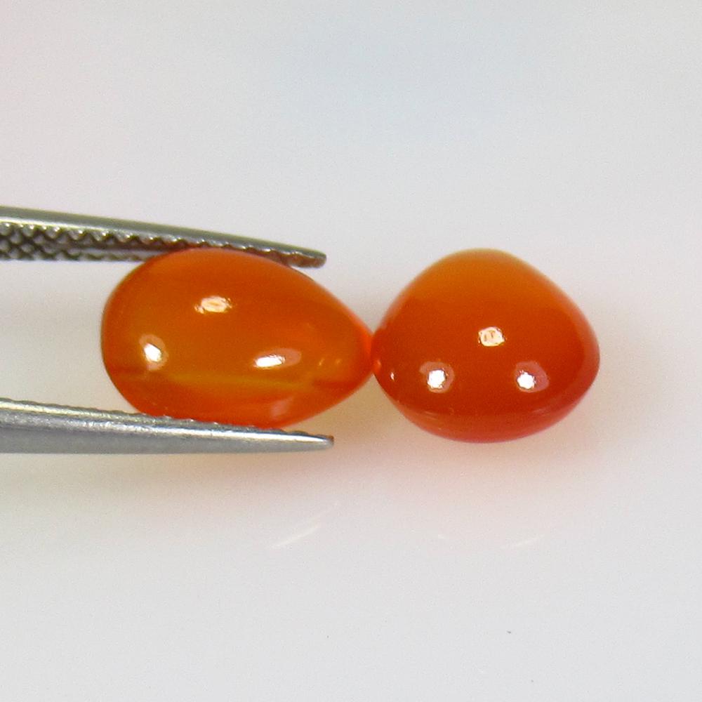 5.15 Ctw Natural Orange Carnelian Pear Pair: No Reserve! Title: 5.15 Ctw Natural Orange Carnelian Pear Pair Stone Clarity: Semi-Transparent Gemstones: Carnelian Carat Weights: 5.15 Size/Dimensions: 10.20 x 8.30 x 5.20 mm / 2 PC's Additional Info