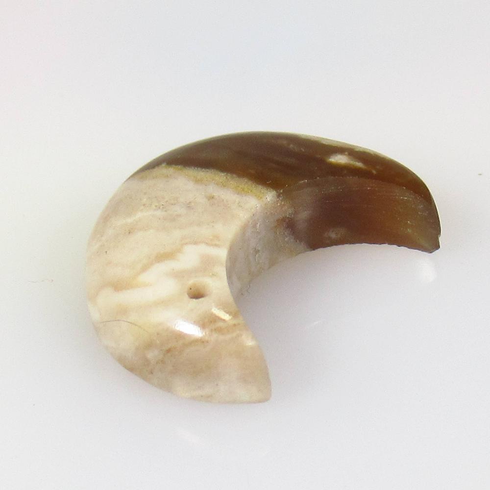 8.38 Ctw Natural Drilled Jasper Half Moon Cab: No Reserve! Title: 8.38 Ctw Natural Drilled Jasper Half Moon Cab Stone Clarity: Opaque Gemstones: Jasper Quartz Carat Weights: 8.38 Size/Dimensions: 18.10 x 7.50 x 7.50 mm Additional Information: Dril