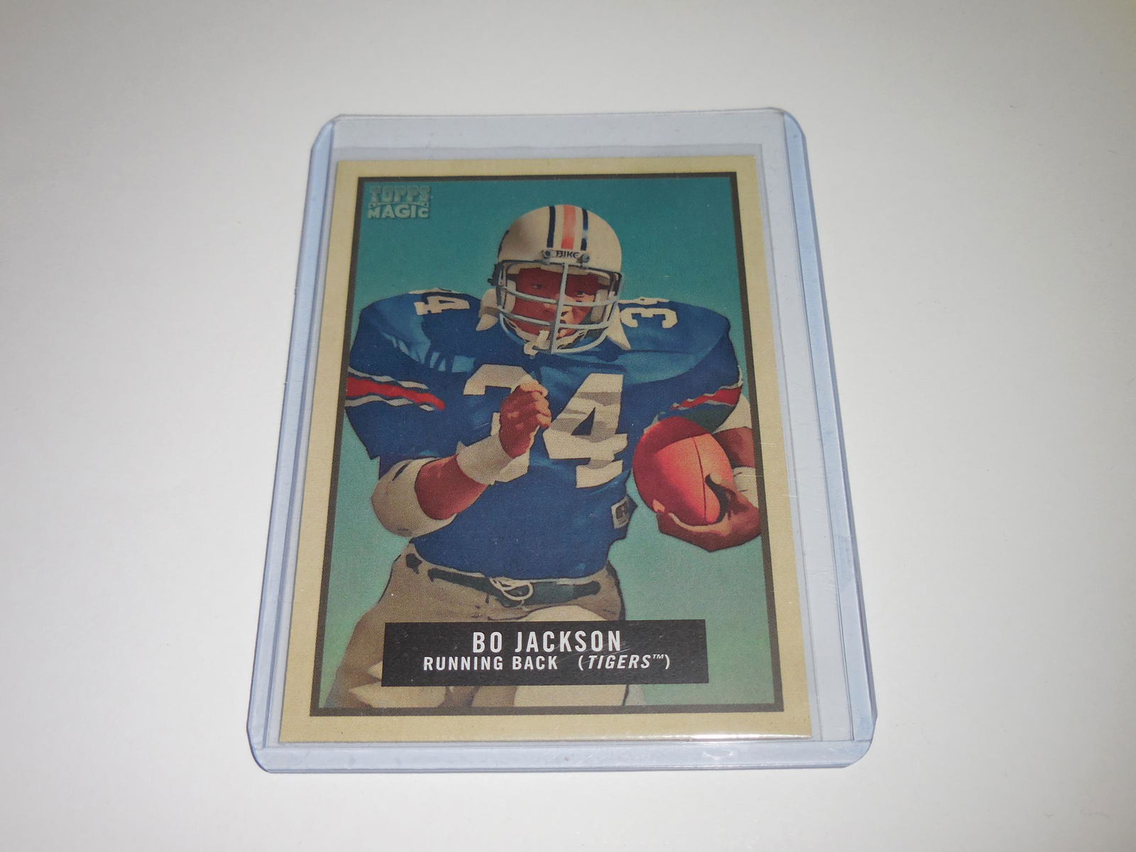 2009 TOPPS MAGIC #19 BO JACKSON AUBURN (1 of 2)