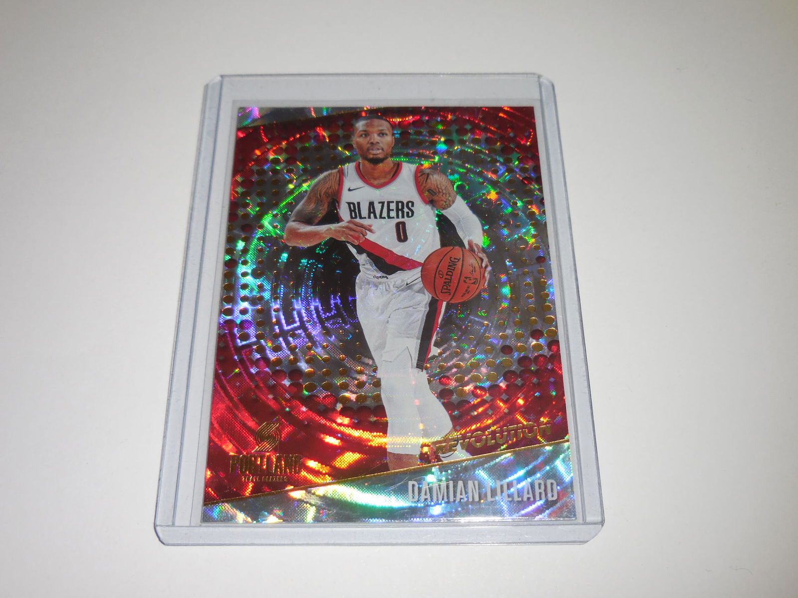 2017-18 PANINI REVOLUTION DAMIAN LILLARD FRACTAL HOLO (1 of 2)