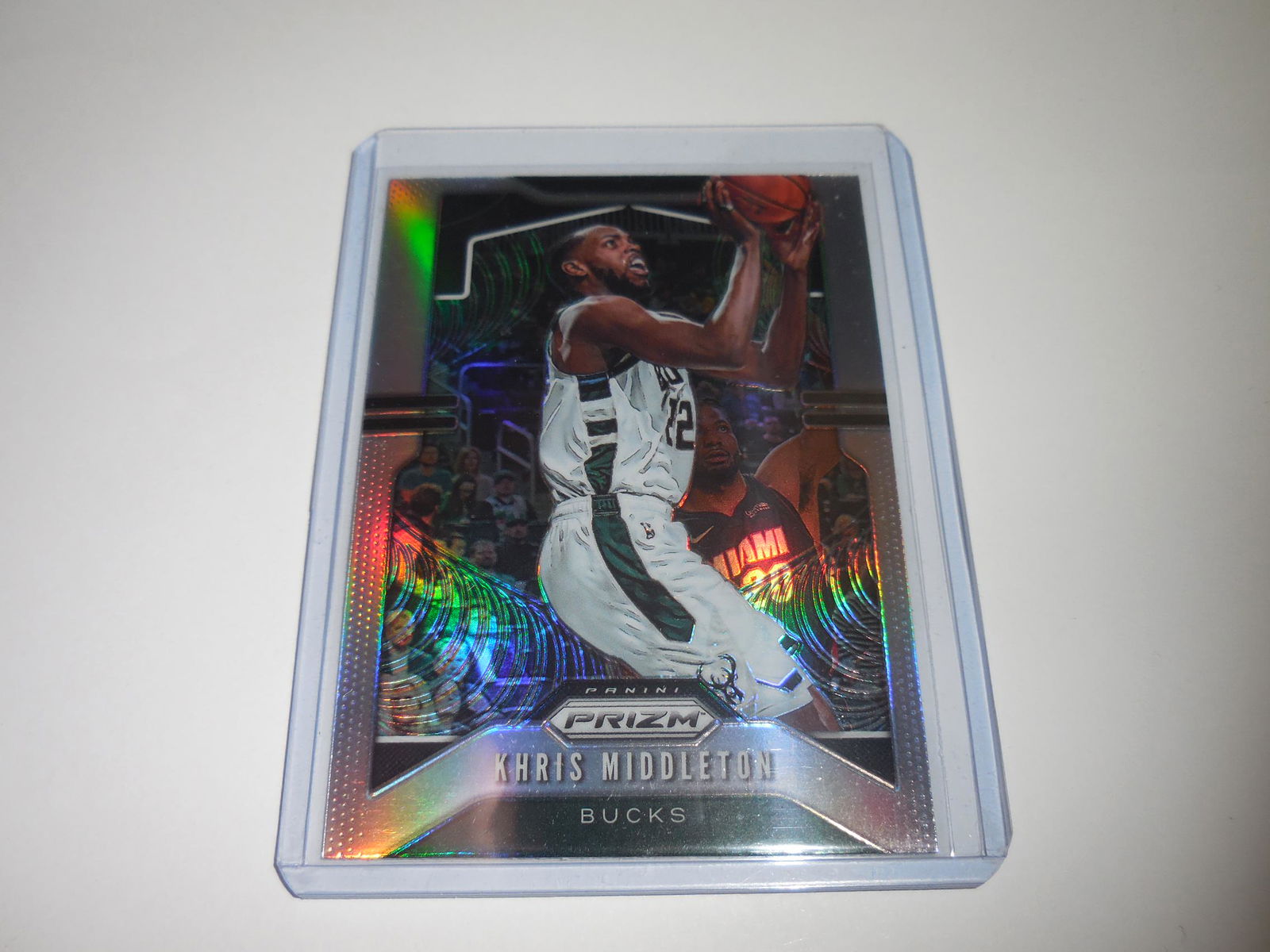 2019-20 PRIZM KHRIS MIDDLETON SILVER PRIZM BUCKS (1 of 2)