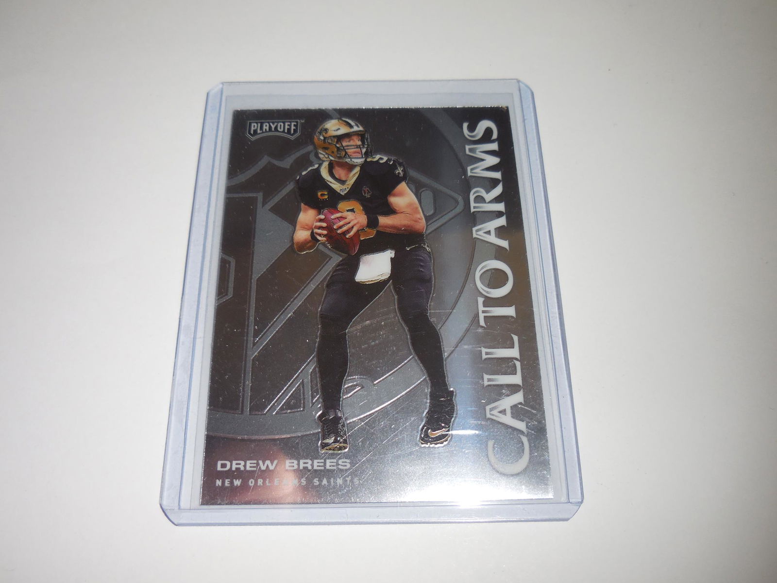 2020 PANINI PLAYOFF DREW BREES CALL TO ARMS SAINTS: No Reserve! Title: 2020 PANINI PLAYOFF DREW BREES CALL TO ARMS SAINTS Date/Period: MODERN Additional Information: VERY NICE LOOKING CARD! THIS CARD IS APPROXIMATELY NEAR MINT CONDITION OR BETTER. THE