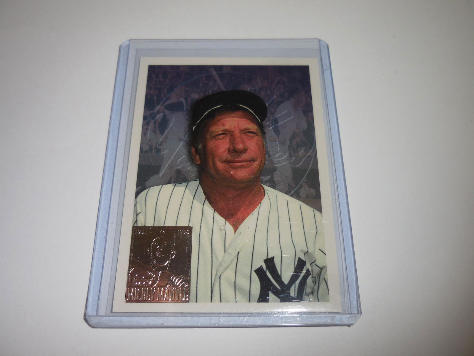 1996 TOPPS #7 MICKEY MANTLE LEGEND CARD NEW YORK (1 of 2)