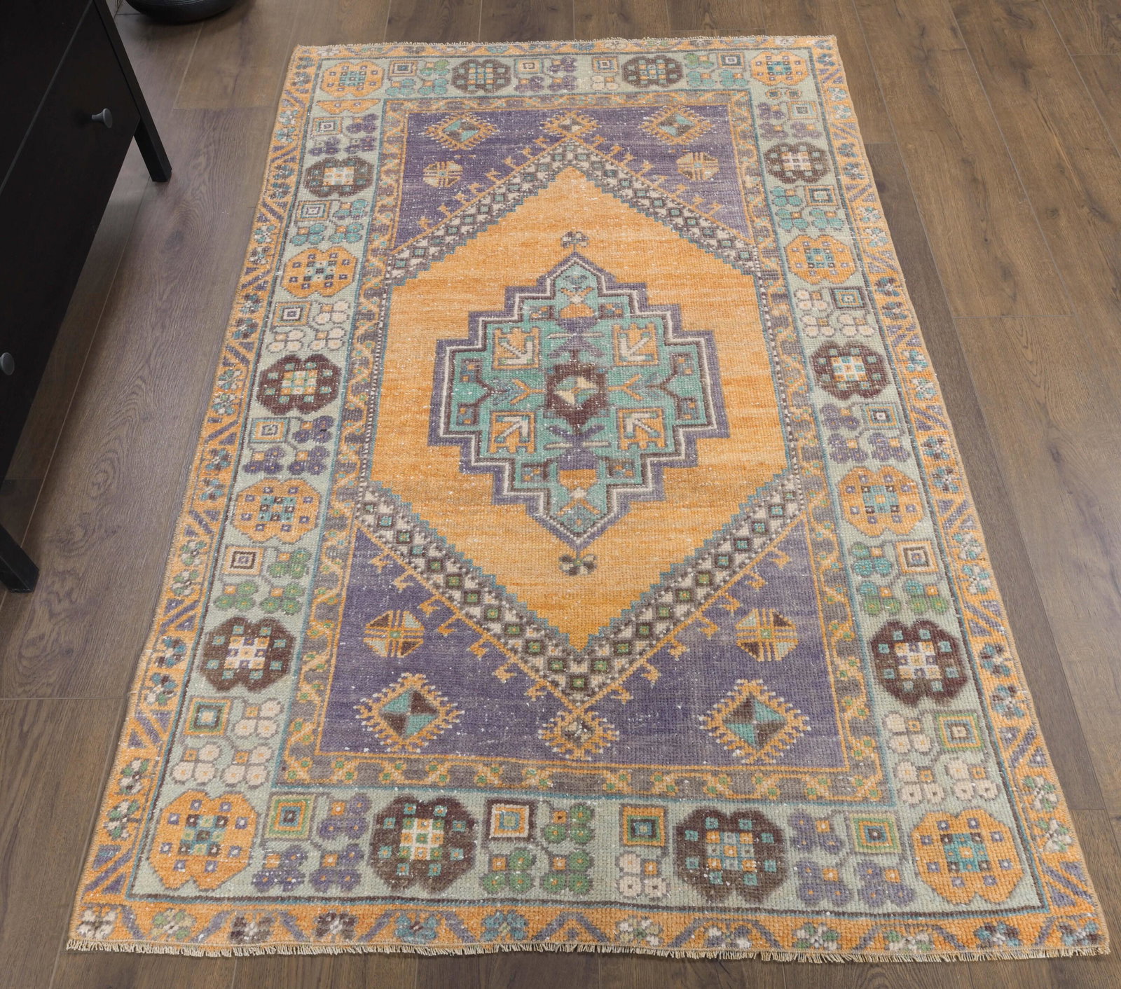 4x6 Vintage Oushak Turkish Handmade Wool Rug, Farmhouse: This Turkish one-of-a-kind Antique Rug is hand-knotted and handwoven by the most skilled artisans who use pure wool, in pastel, natural tones, and stylish, perfect Oriental design in Orange Color. It 