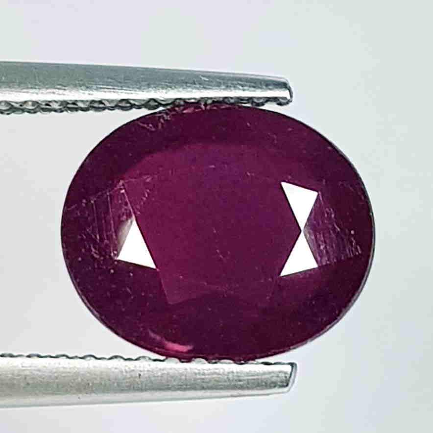 3.52 Ct  Natural Ruby Oval Cut (1 of 5)