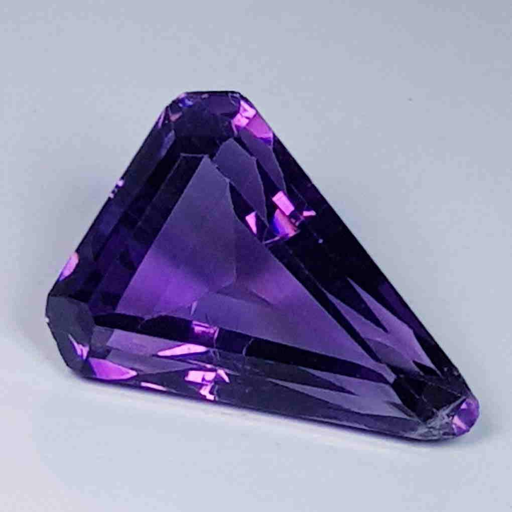 Nathural Amethyst Fancy Cut 5.69 Ct (1 of 5)