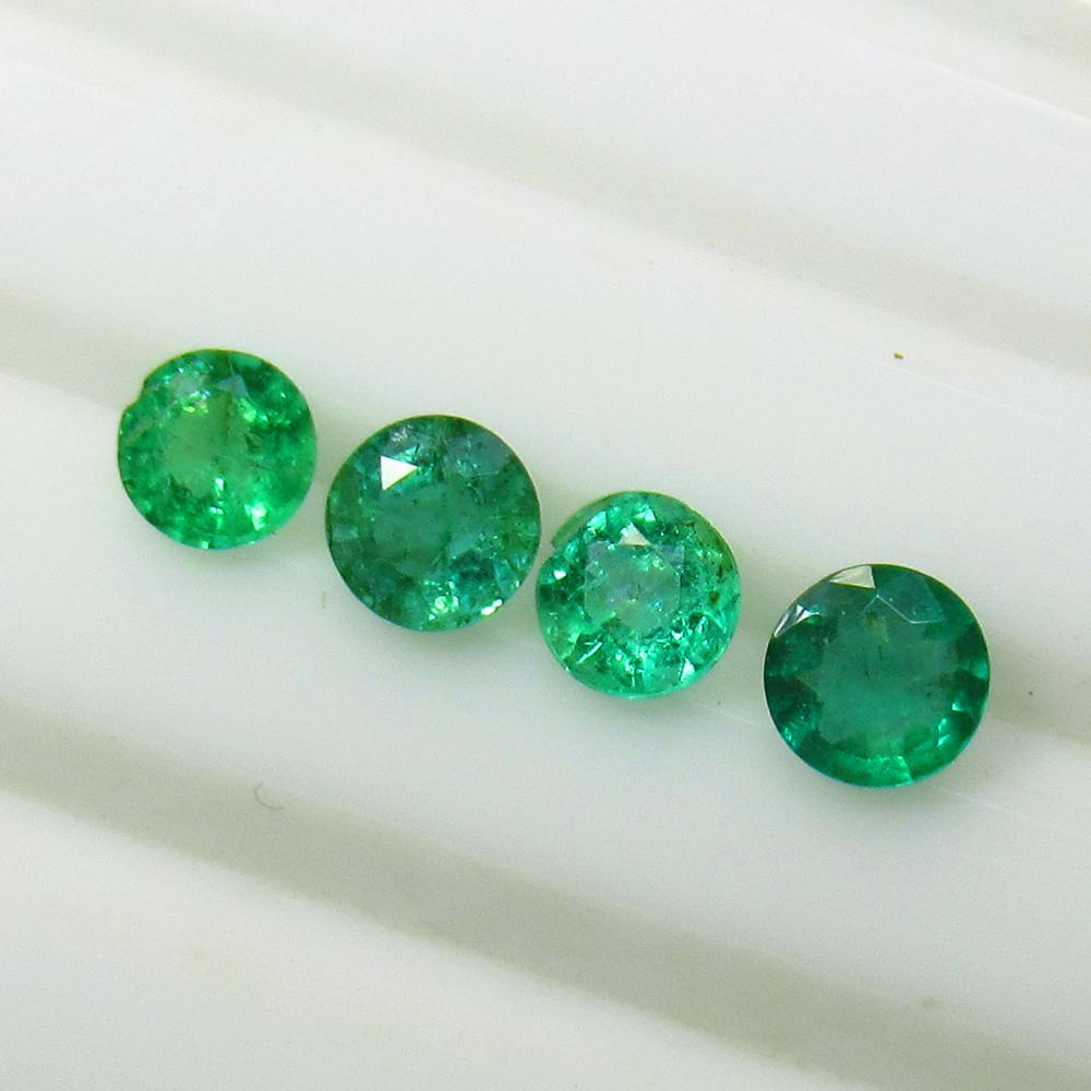 1.33 Ct Natural 4 Zambian Emerald Round Set (1 of 2)