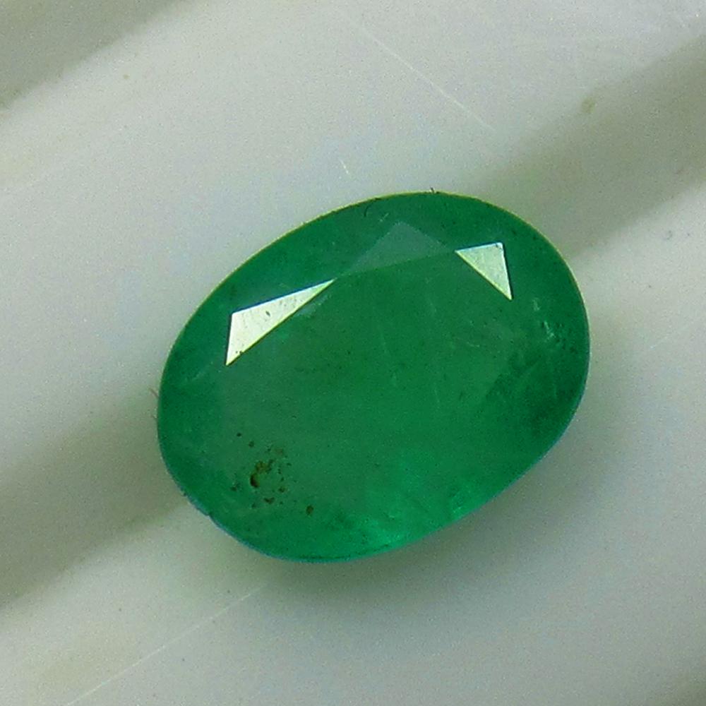 1.50 Ct Natural Zambian Emerald Oval Cut (1 of 2)