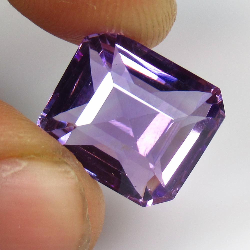12.16 Ct Natural Purple Amethyst Octagon Cut (1 of 2)