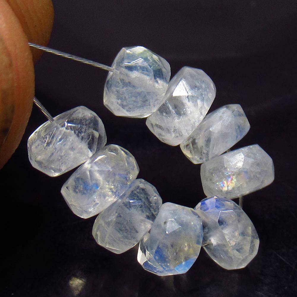 8.00 Ct Natural 9 Blue Drilled Moonstone Round Beads: No Reserve! Title: 8.00 Ct Natural 9 Blue Drilled Moonstone Round Beads Stone Clarity: Transparent Gemstone: Natural Blue Moonstone Beads Carat Weight: 8 Dimensions: 5.40 - 5.70 mm / 9 Pcs Additional