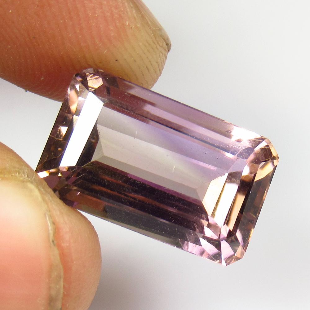 14.50 Ct Natural Bi-Color Ametrine Octagon Cut (1 of 2)