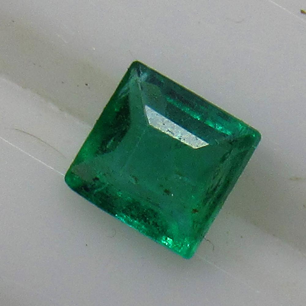 0.53 Ct Natural Zambian Emerald Square Cut (1 of 2)