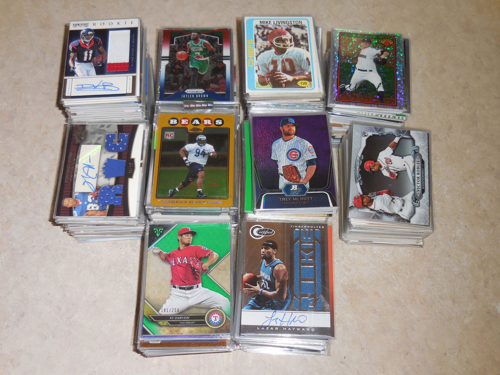 HUGE SPORTS CARD COLLECTION MUST SEE LOADED (1 of 17)