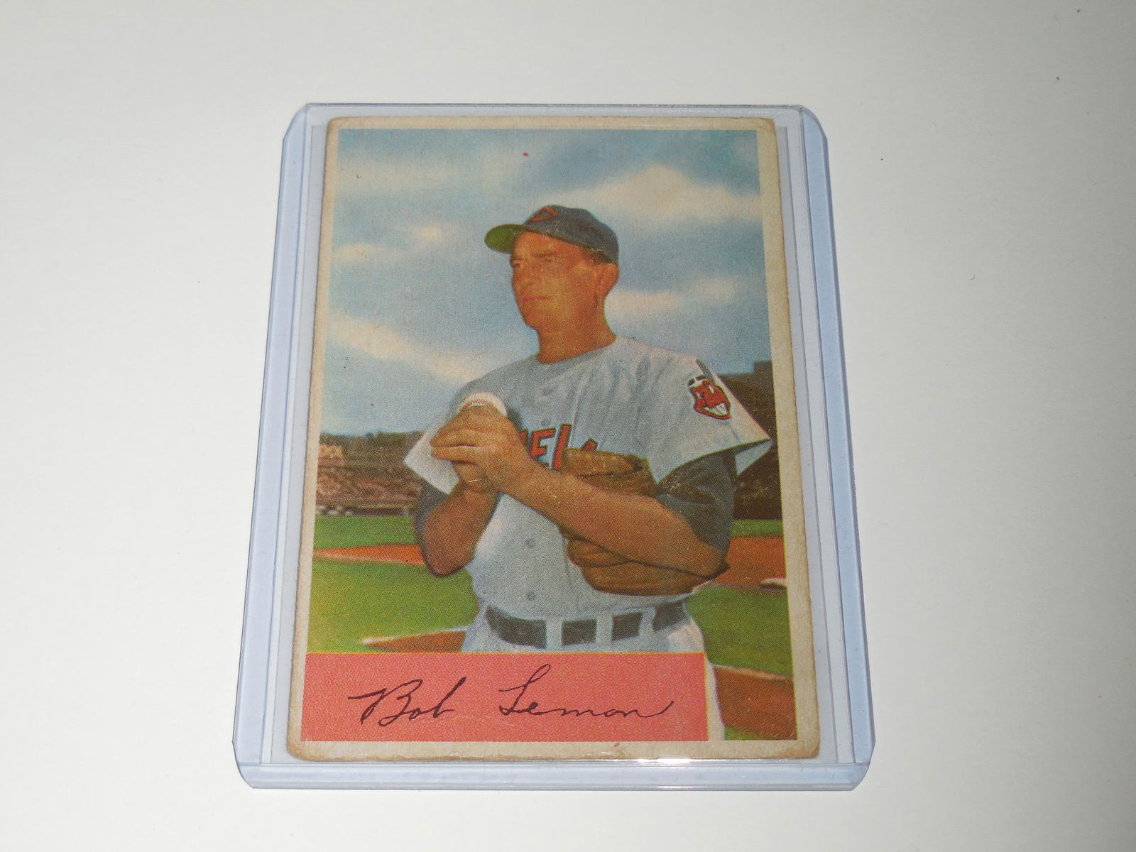 1954 BOWMAN #196 BOB LEMON CLEVELAND INDIANS (1 of 2)