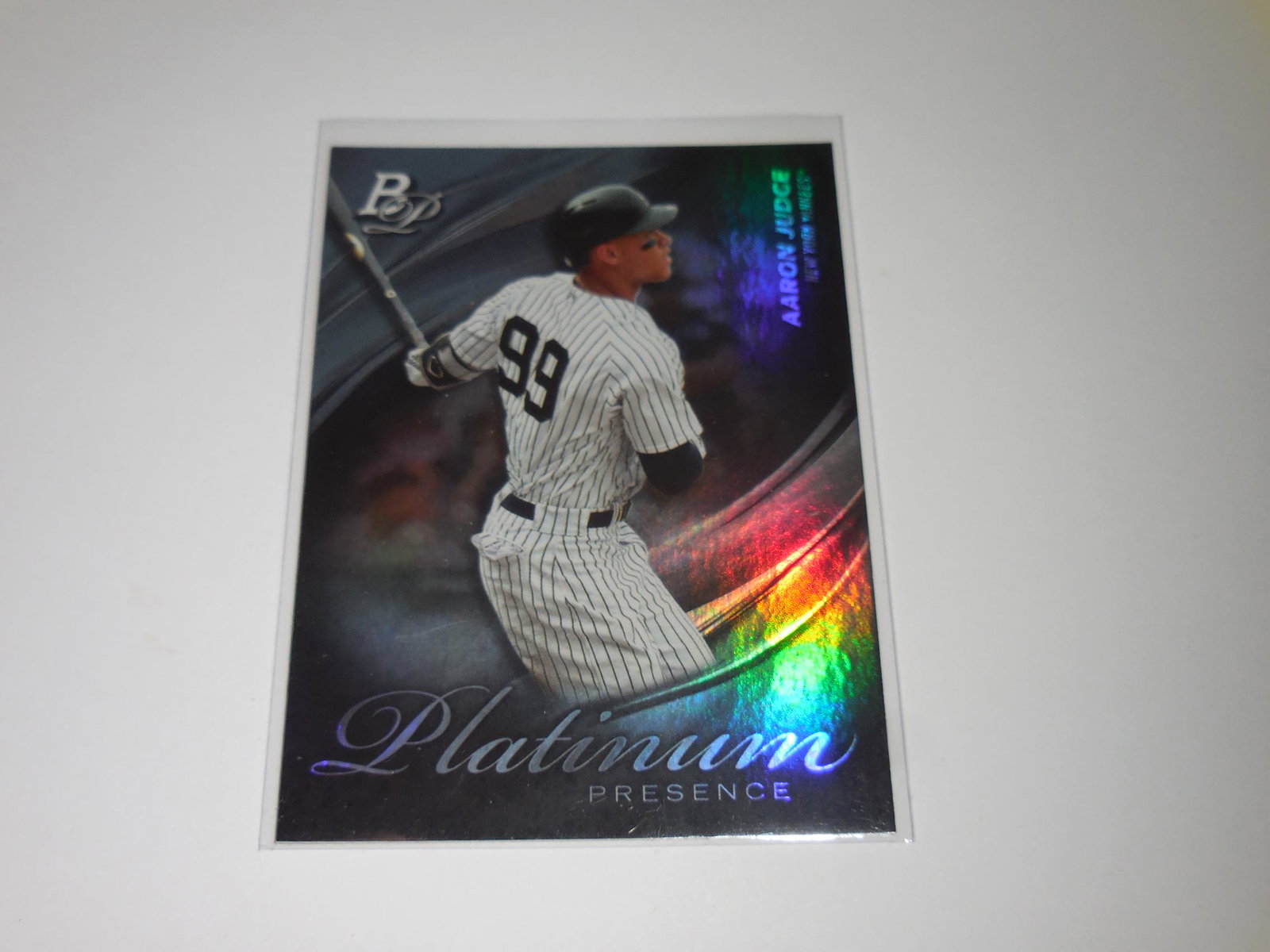 2019 BOWMAN PLATINUM AARON JUDGE PRESENCE HOLO YANKEES: Title: 2019 BOWMAN PLATINUM AARON JUDGE PRESENCE HOLO YANKEES Description: A VERY NICE CARD FOR ANY SPORTS COLLECTOR OR SPORTS FAN! THIS CARD COMES WITH A SLEEVE AND TOP LOADER. THE ACTUAL CARD YOU'RE
