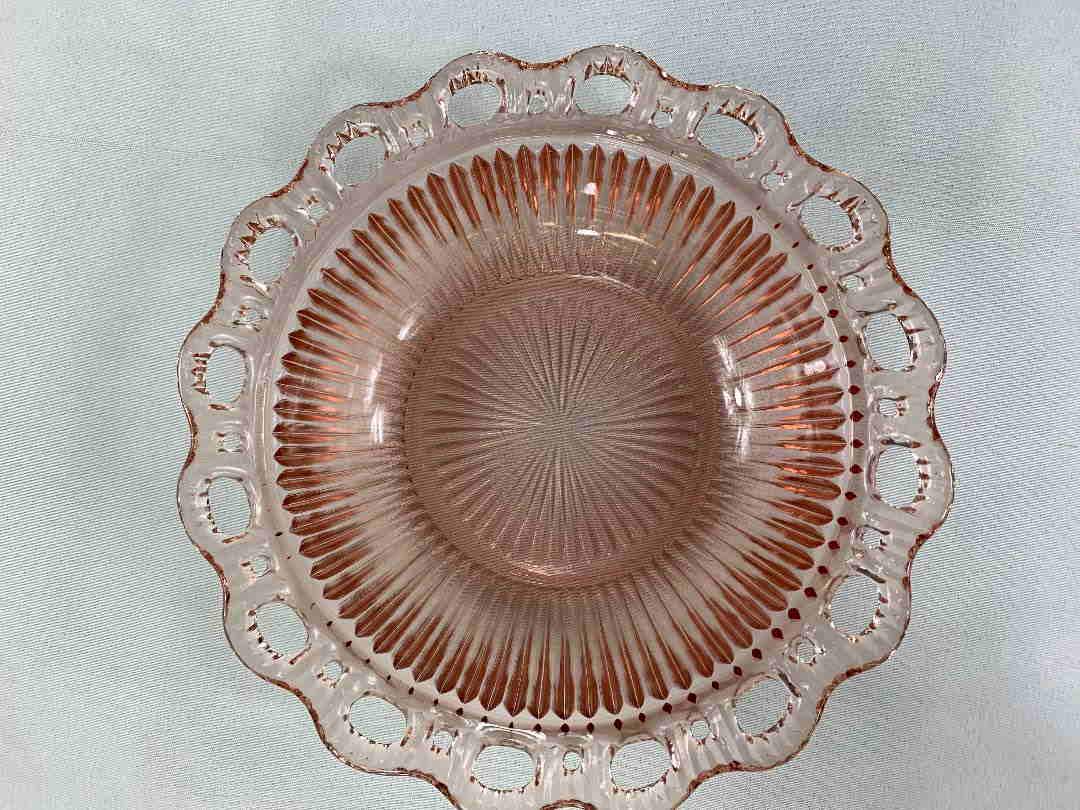 Pink Depression Glass Serving Bowl (1 of 3)