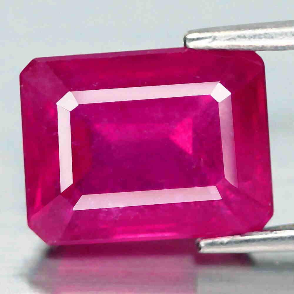 3,28 cts Natural Octagon Pinkish Red ruby (1 of 3)