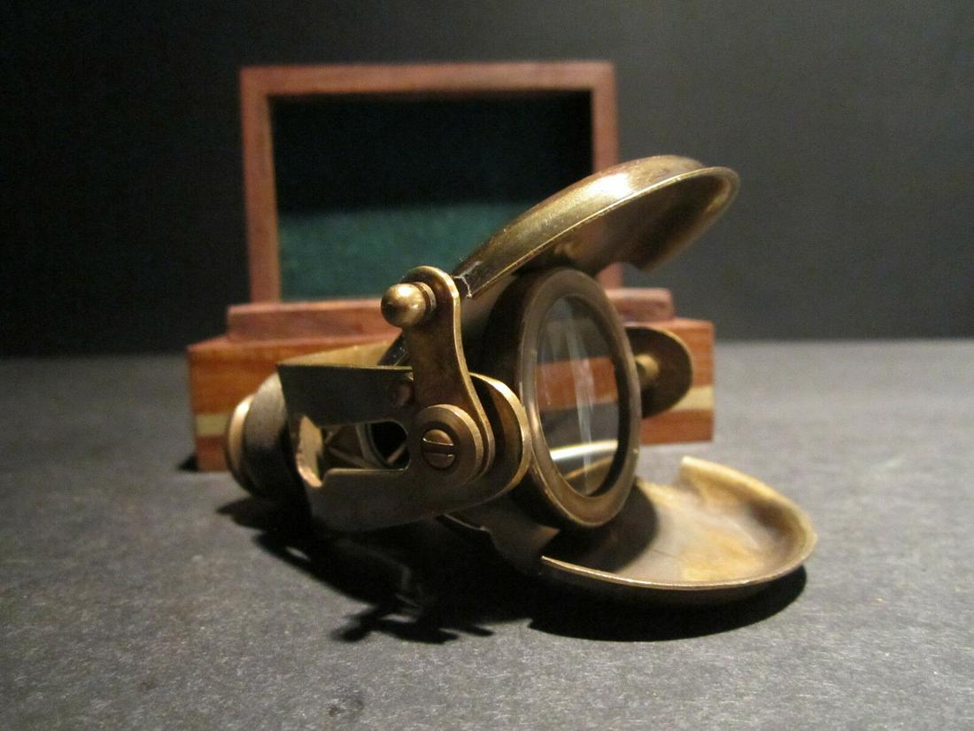 Brass Traveling Telescope Binoculars Monocular Wood Box (1 of 12)