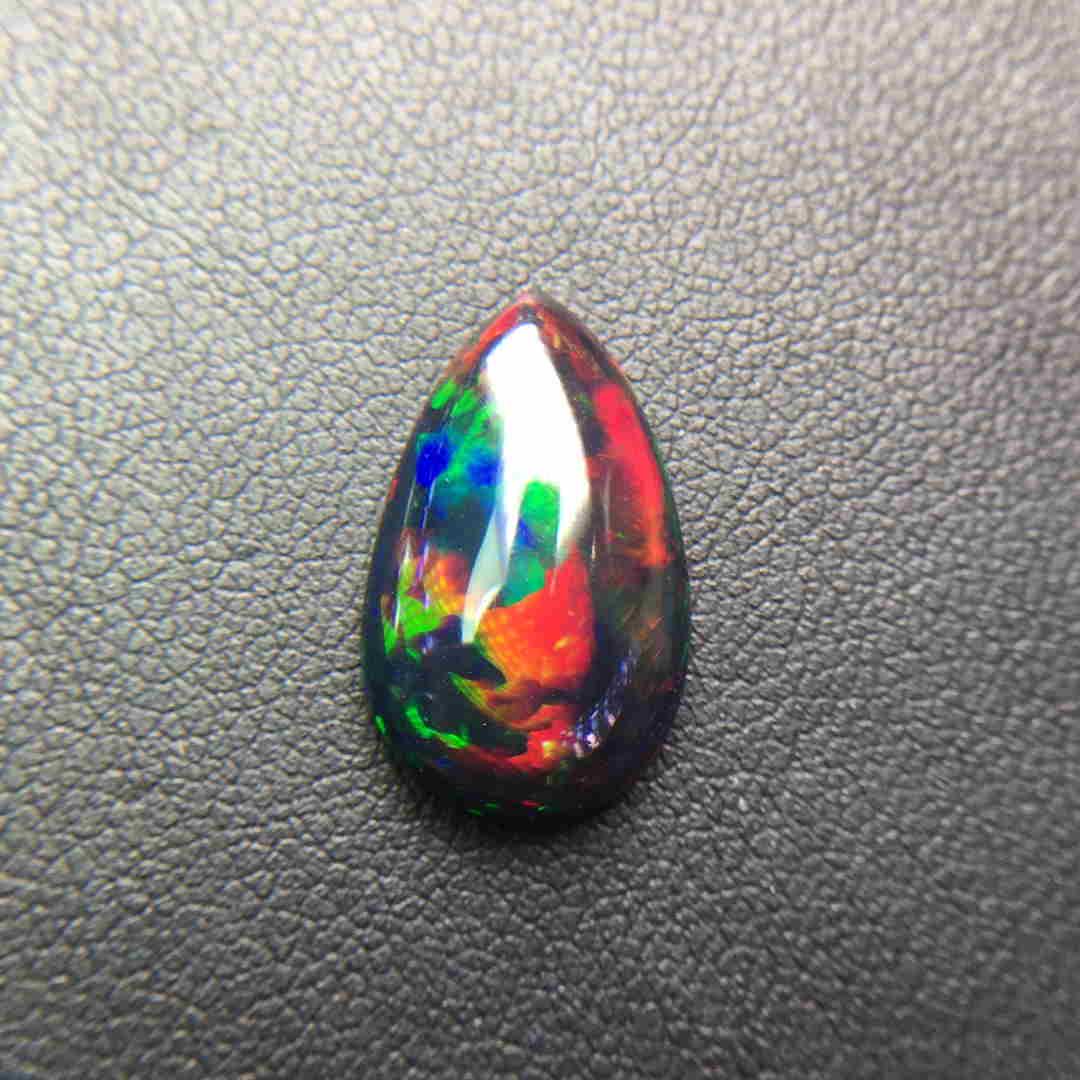 Natural Pear Cut 3.75 Carats Opal Loose Gemstone (1 of 9)