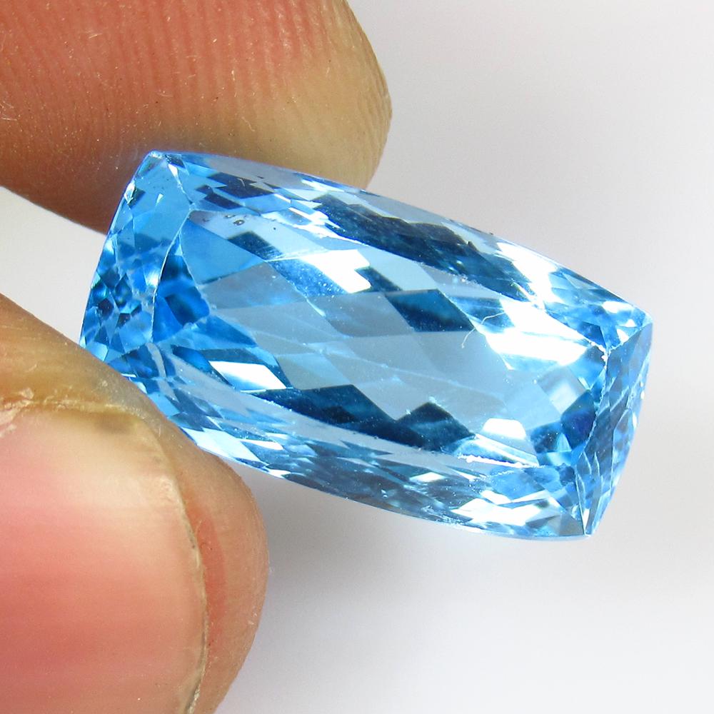 17.22 Ctw Natural Blue Topaz Cushion Cut (1 of 2)