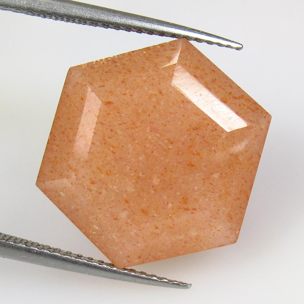 15.03 Ctw Natural Moonstone Hexagon Cut: No Reserve! Title: 15.03 Ctw Natural Moonstone Hexagon Cut Stone Clarity: Opaque Gemstones: Moonstone Carat Weights: 15.03 Size/Dimensions: 16.50 x 16.20 x 9.30 mm Additional Information: Nice Hexagon