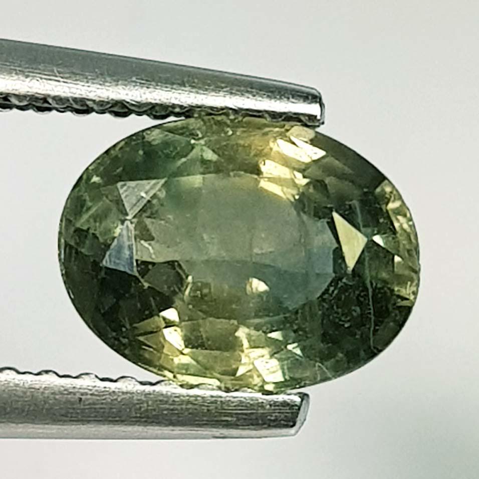 1.83 ct Natural Green Sapphire: No Reserve! Title: 1.83 ct Natural Green Sapphire Color/Clarity: Loosegemstone Gemstones: VS Carat Weights: 1.83 Size/Dimensions: 8.00 x 6.00 x 4.10 Additional Information: Oval - Burma Shipping: Do
