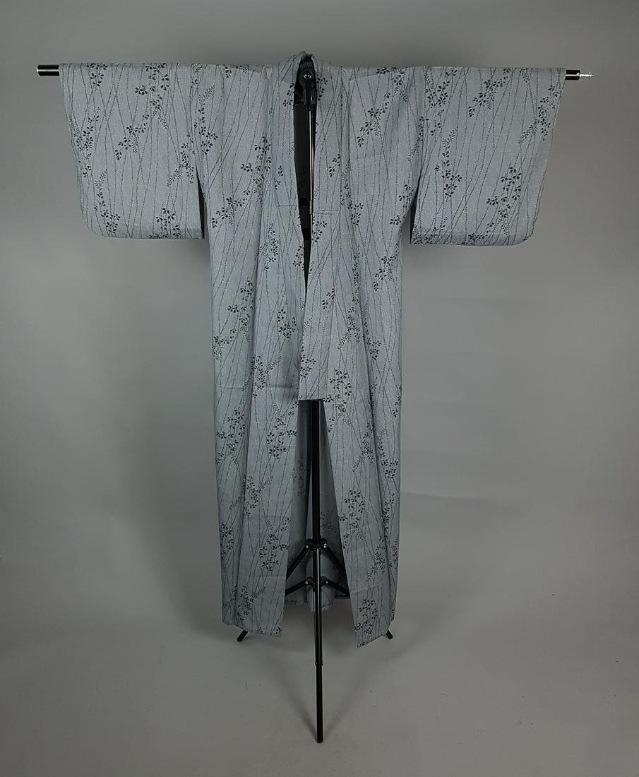 GREY LINEN KIMONO (1 of 8)