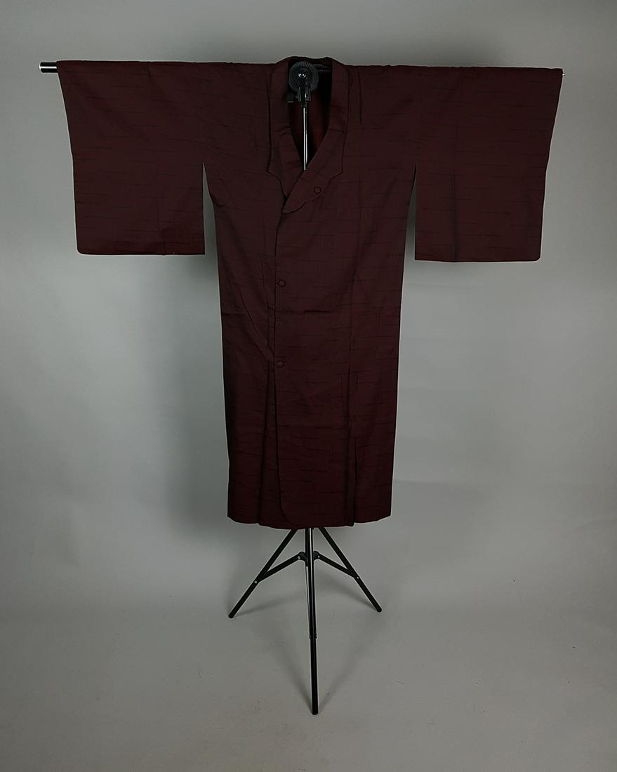 RED & BLACK SATIN SILK KIMONO (1 of 7)