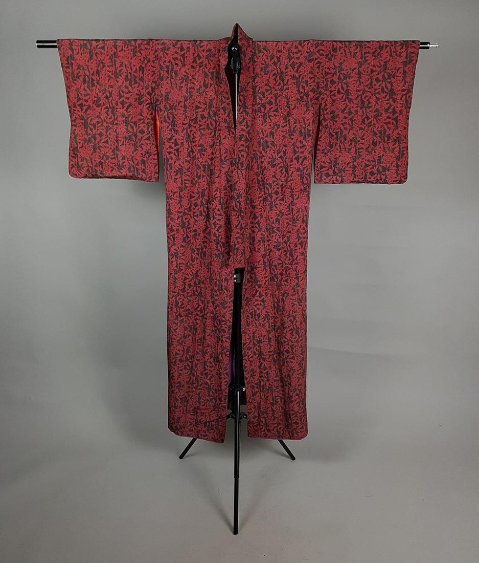 RED & BLACK FORAL LINEN KIMONO (1 of 7)